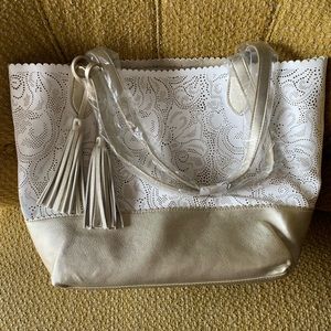 *NEW* BUCO Scalloped Laser Cut Faux White Leather and Metallic Gold